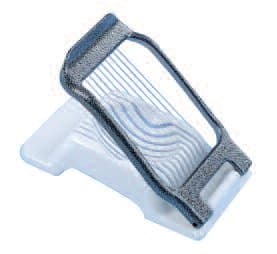 COUPE OEUFS EN TRANCHE FIL INOX
